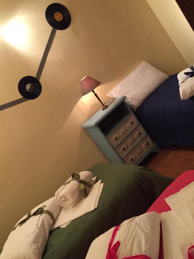 Mantua Hostal ภายนอก รูปภาพ