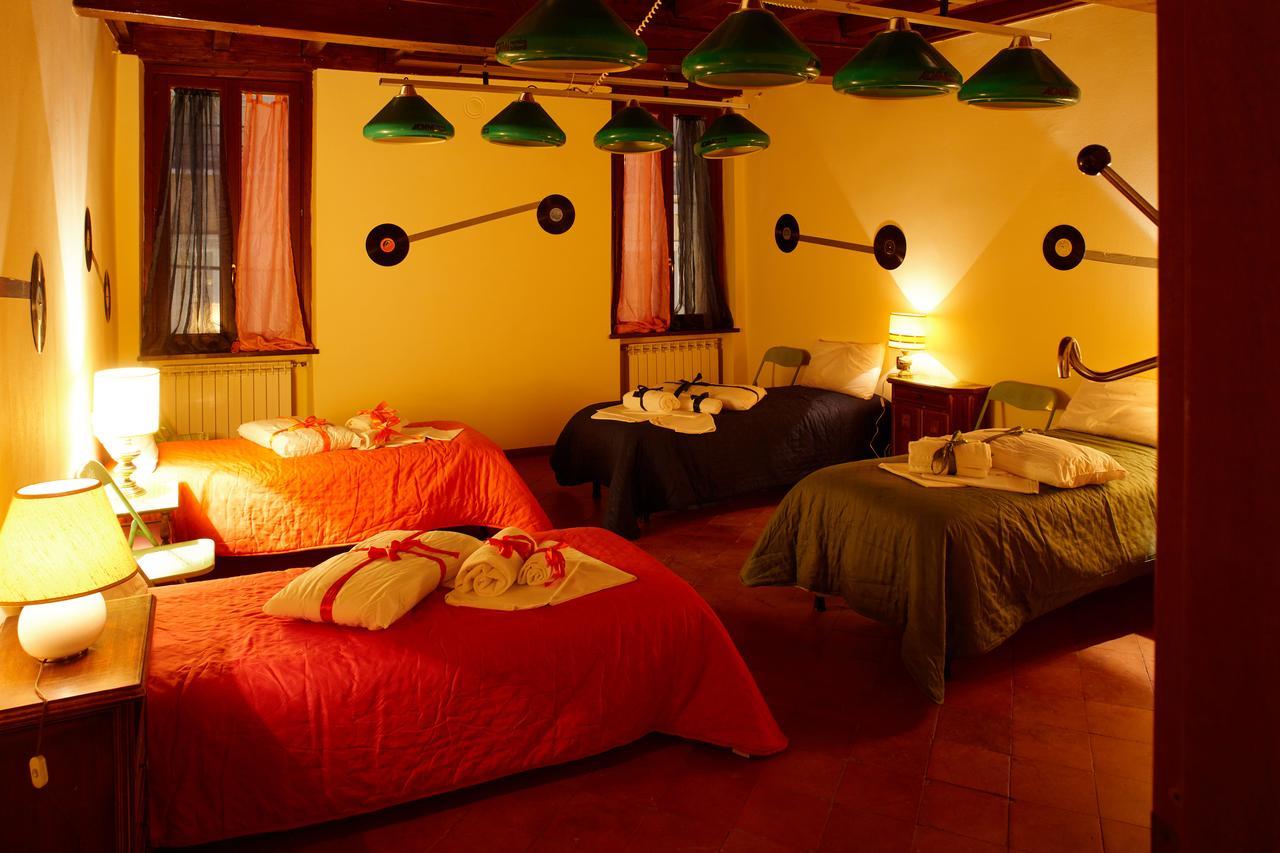 Mantua Hostal ภายนอก รูปภาพ