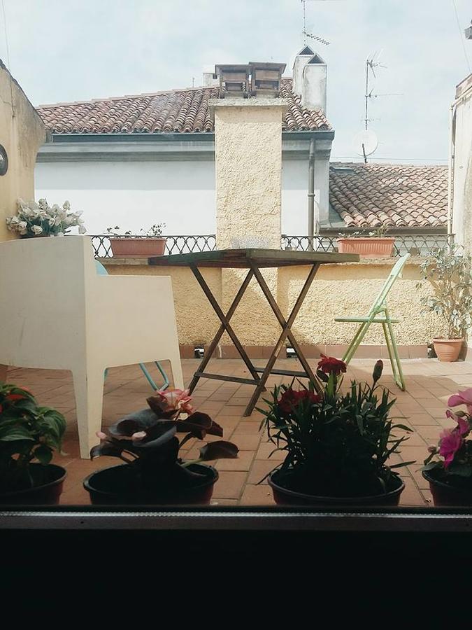 Mantua Hostal ภายนอก รูปภาพ