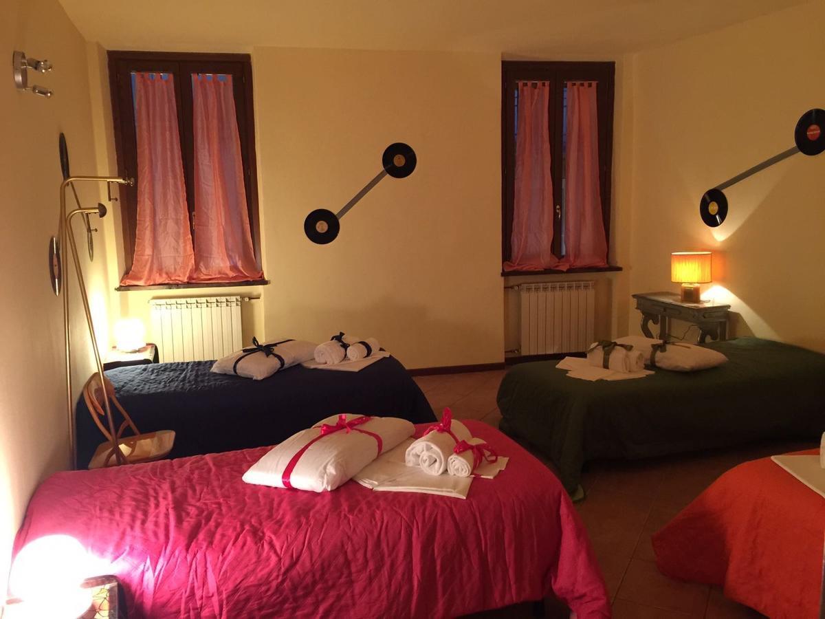 Mantua Hostal ภายนอก รูปภาพ